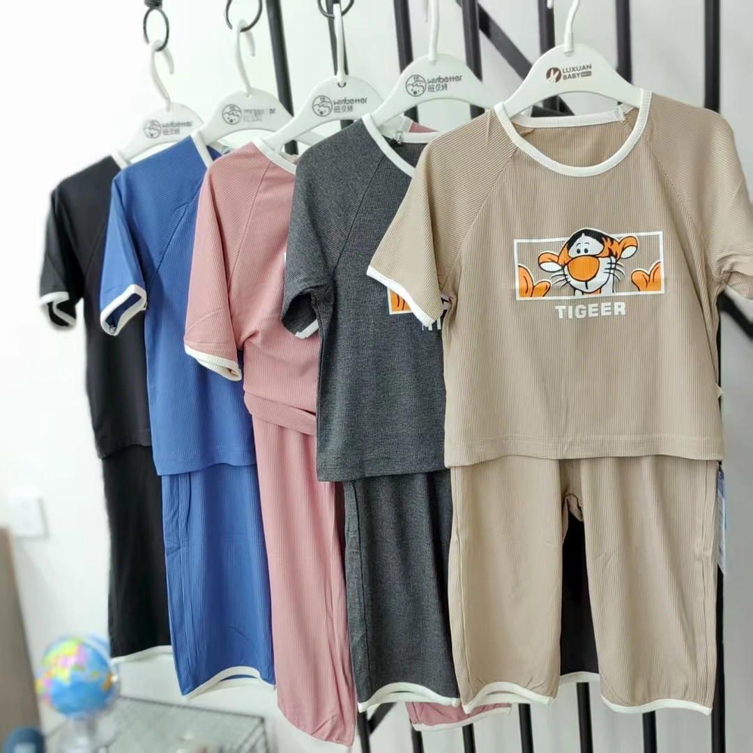 新款开心跳跳虎抖抖短袖套装972