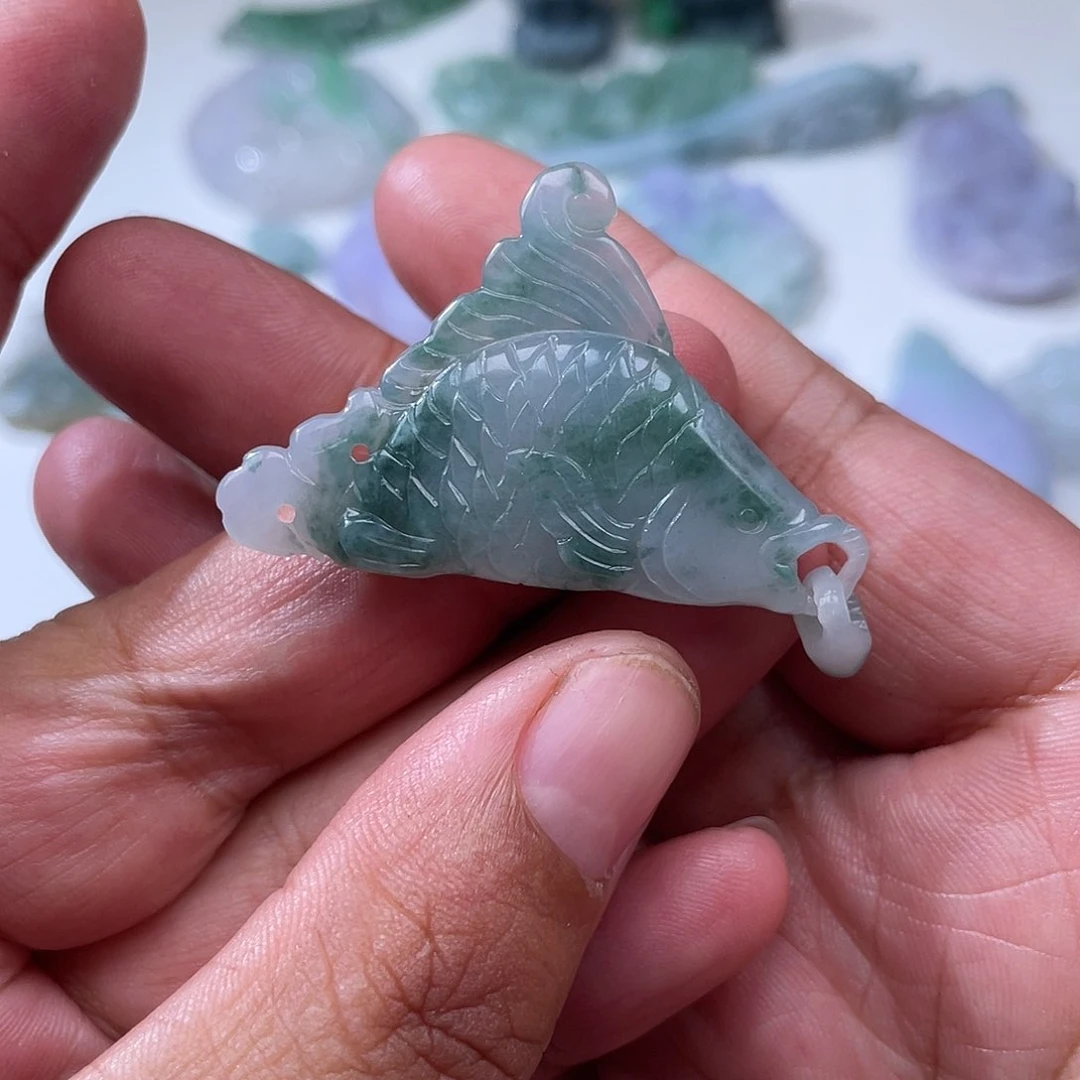 翡翠未镶嵌颈饰翡玉缘翡翠