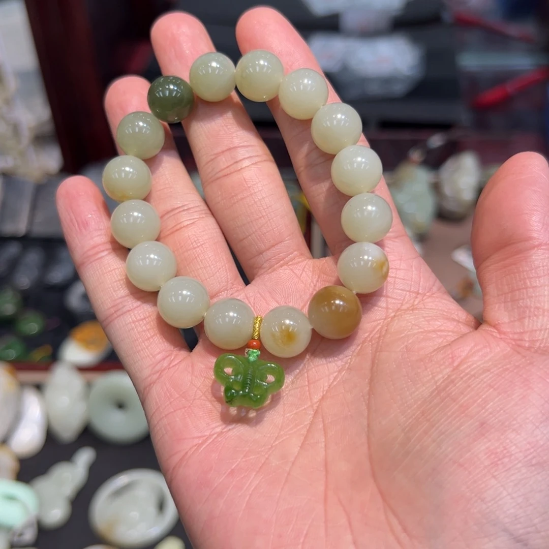 套链未镶嵌和田玉抱**缺