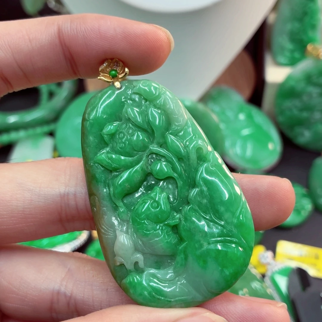 翡翠18K金镶嵌吊坠(不含链)