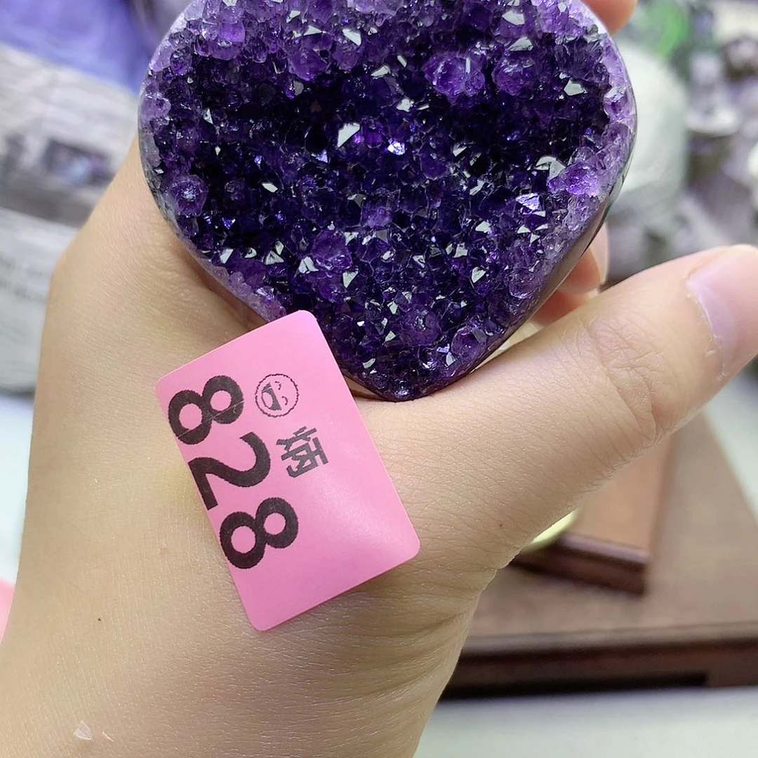 未镶嵌水晶大型摆件（非配饰）