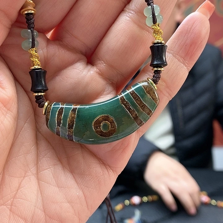 玛瑙/玉髓颈饰合金