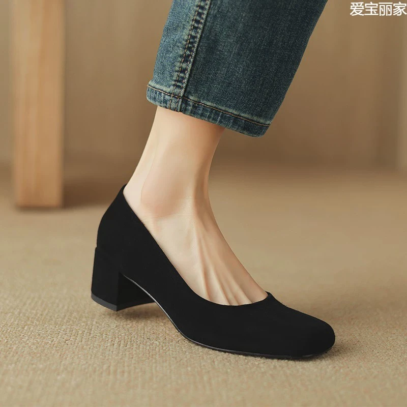 里外真皮气质粗跟浅口鞋女方头职业羊皮羊反绒面百搭时尚磨砂单鞋