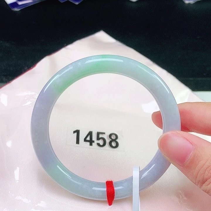 未镶嵌手镯翡翠翡翠手镯