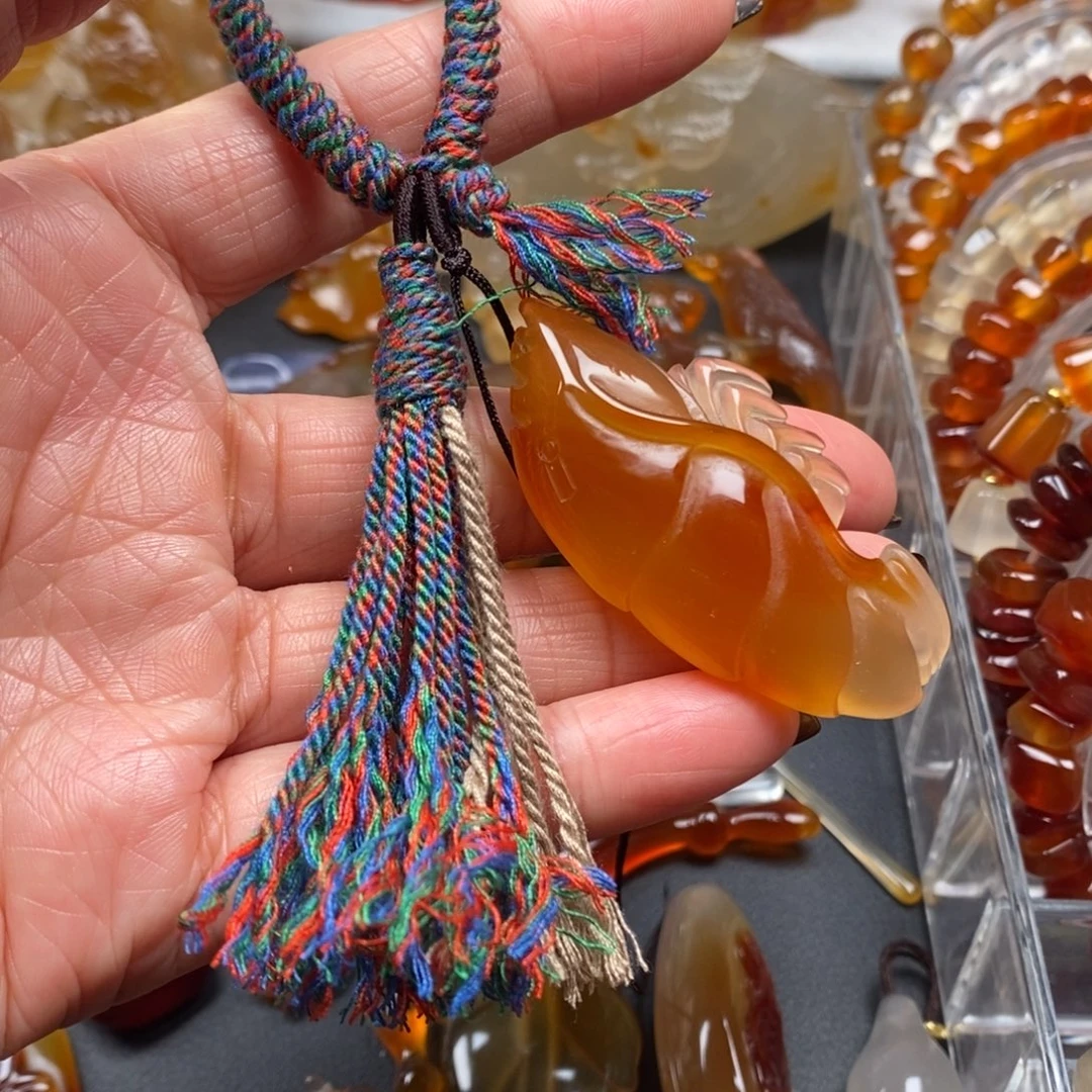 玛瑙/玉髓未镶嵌颈饰