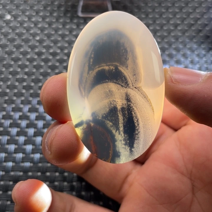 鱼***樵玛瑙/玉髓未镶嵌颈饰