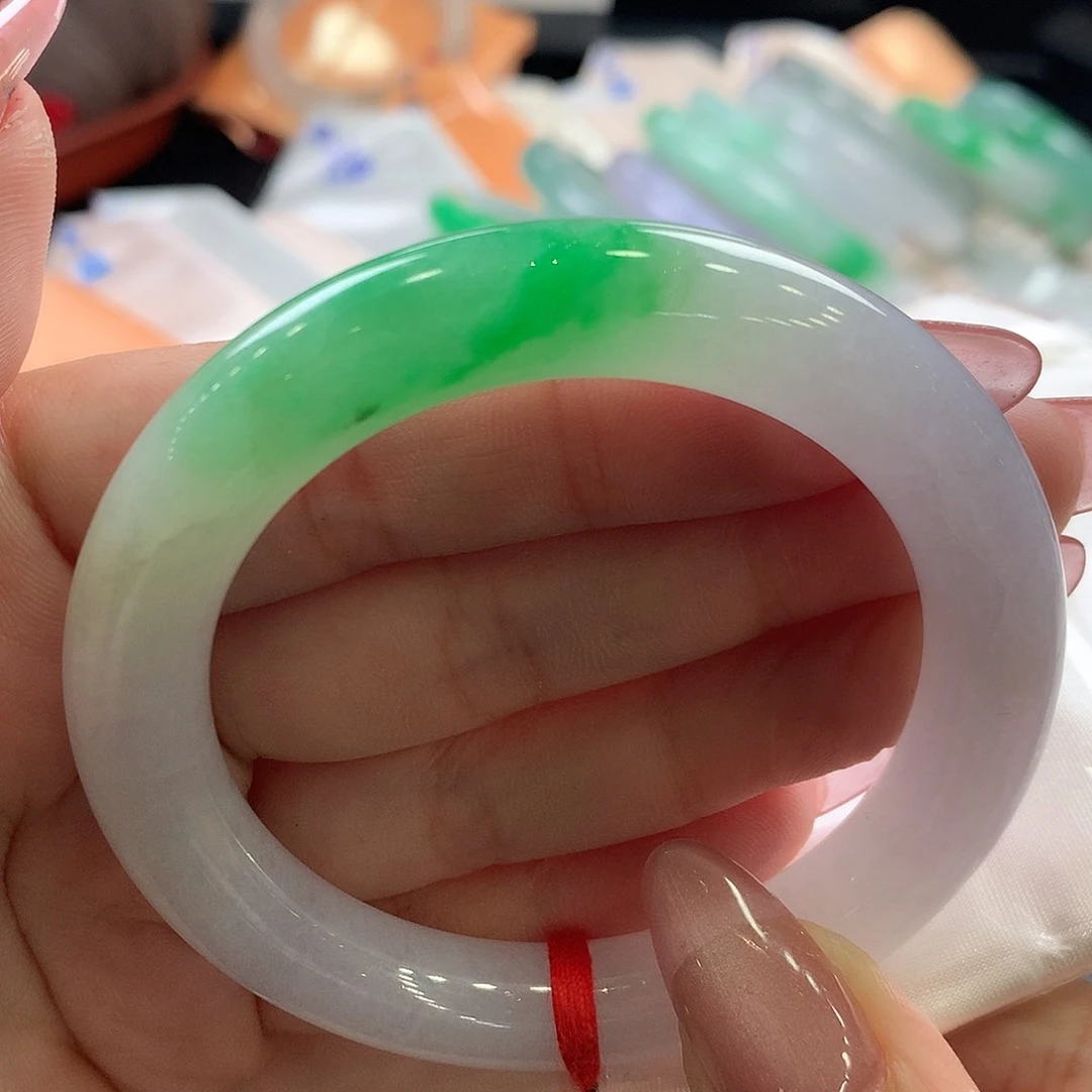 翡翠手镯未镶嵌53.3圆