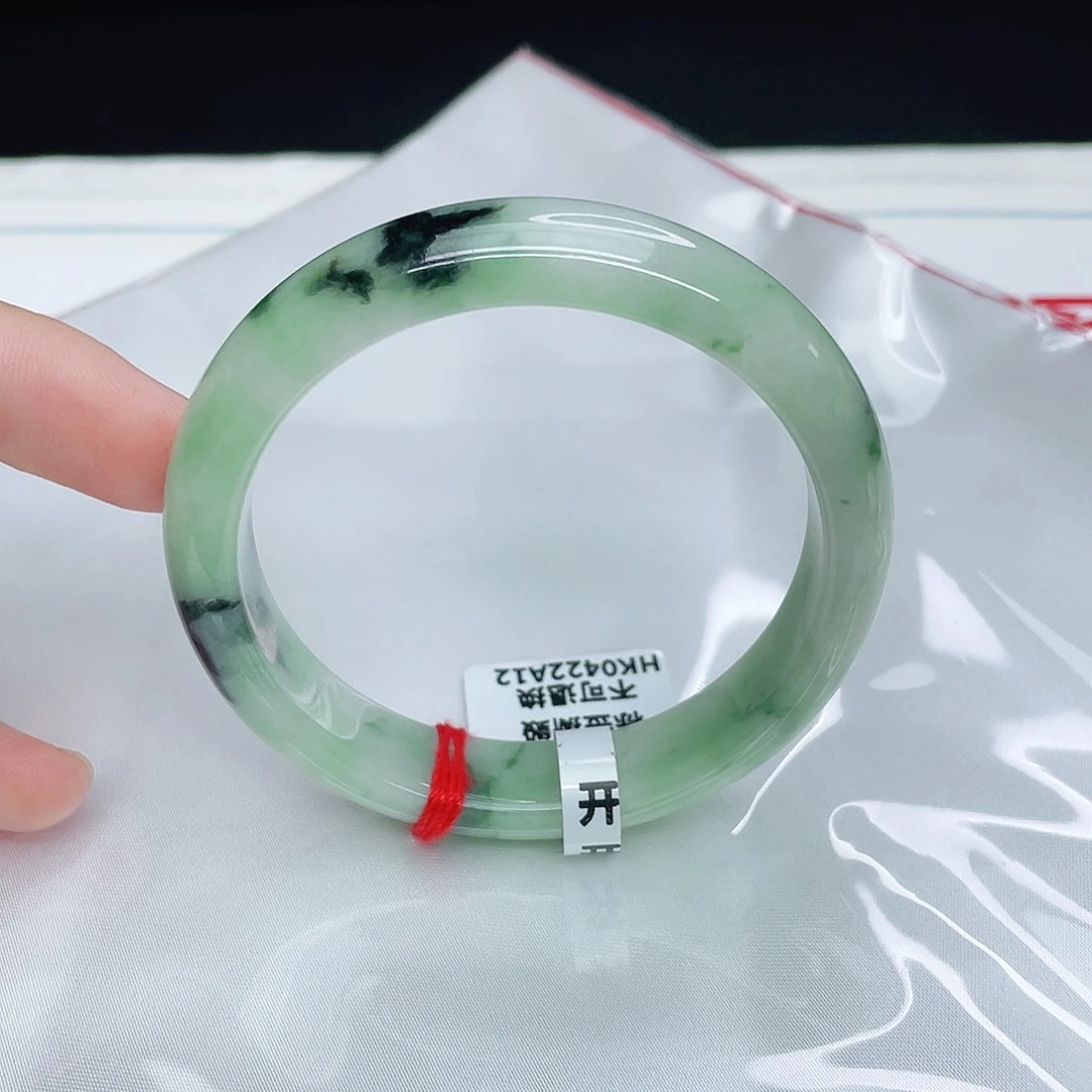 翡翠手镯未镶嵌正56.8