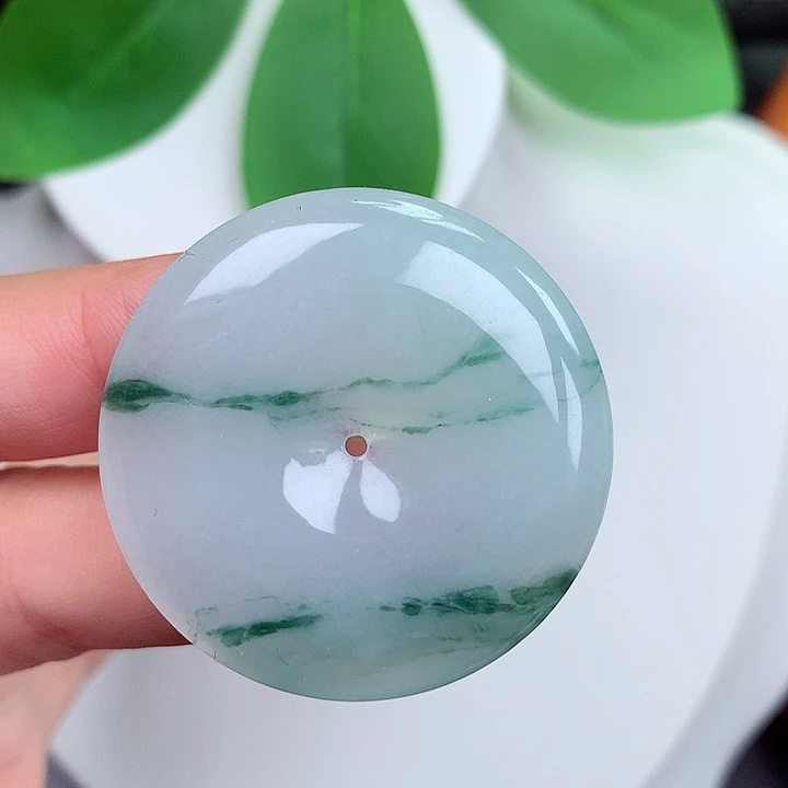 颈饰未镶嵌翡翠平安扣 36.2x5.9mm