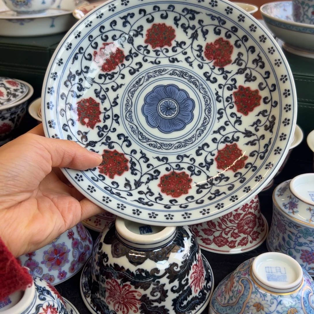 H明和堂釉里红缠枝莲壶承