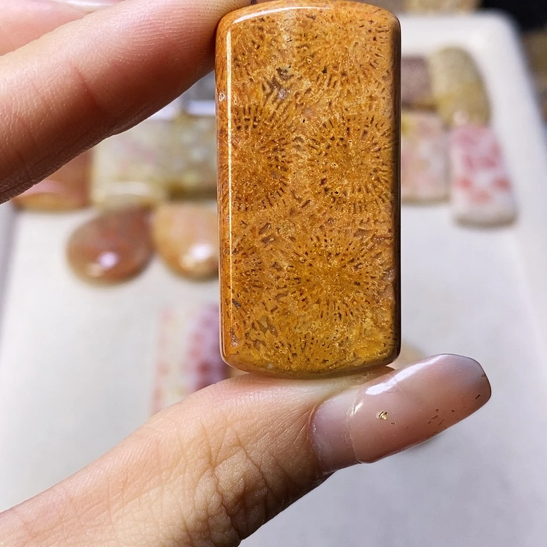 合金颈饰硅化玉Y*