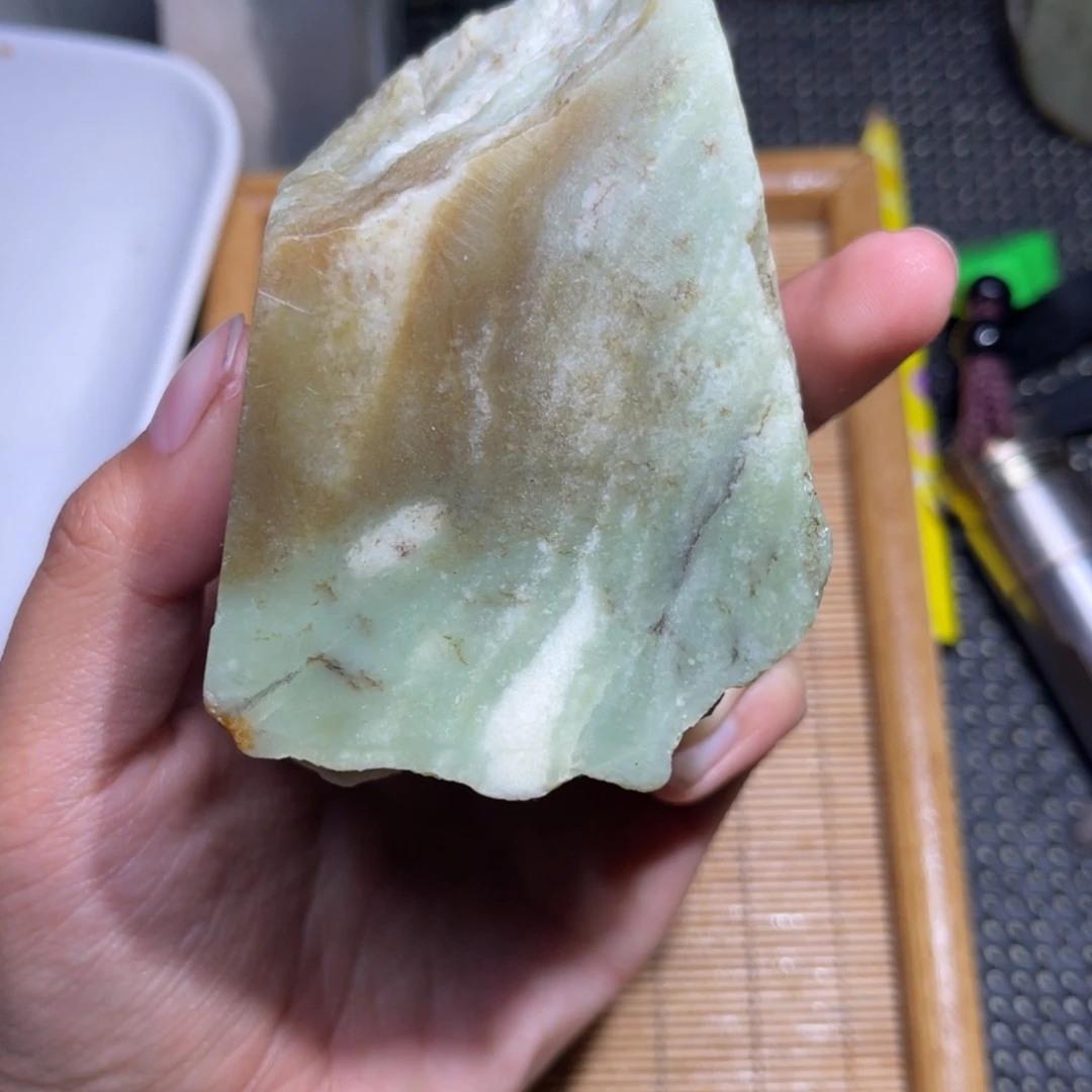 未镶嵌和田玉珠宝半成品