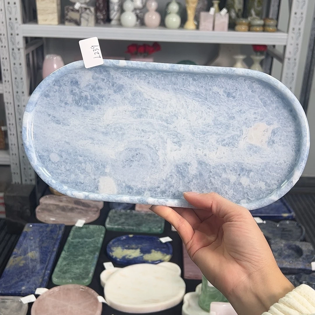 石材蓝水晶。  239