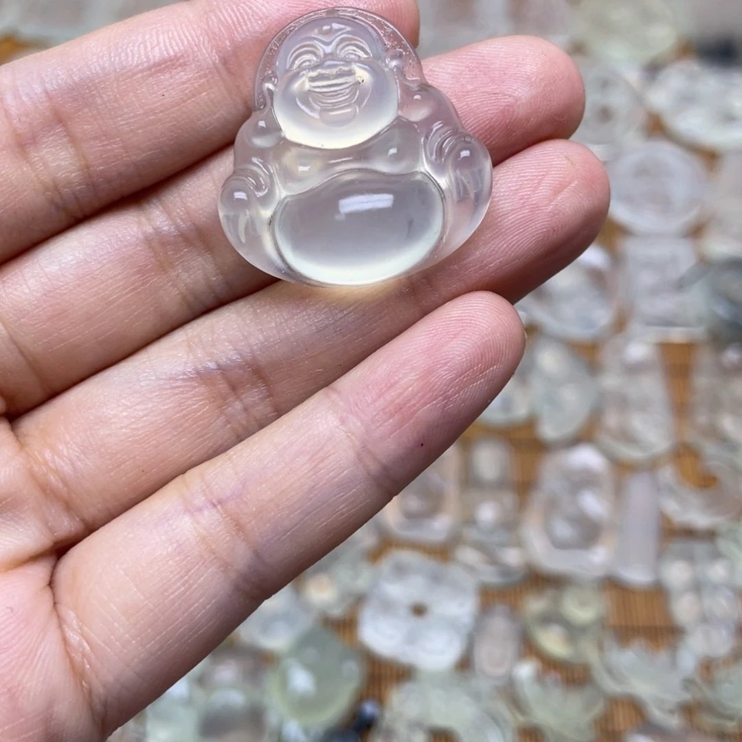 未镶嵌蛇纹石玉颈饰