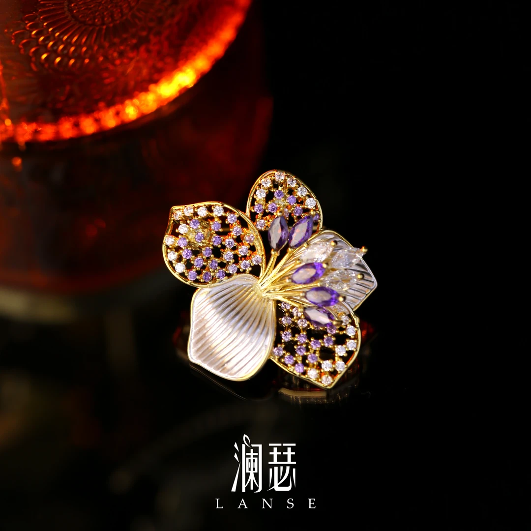 澜瑟 铜合金合成锆石胸针 【XZ5106玉影紫芳】胸针复古宫廷轻奢