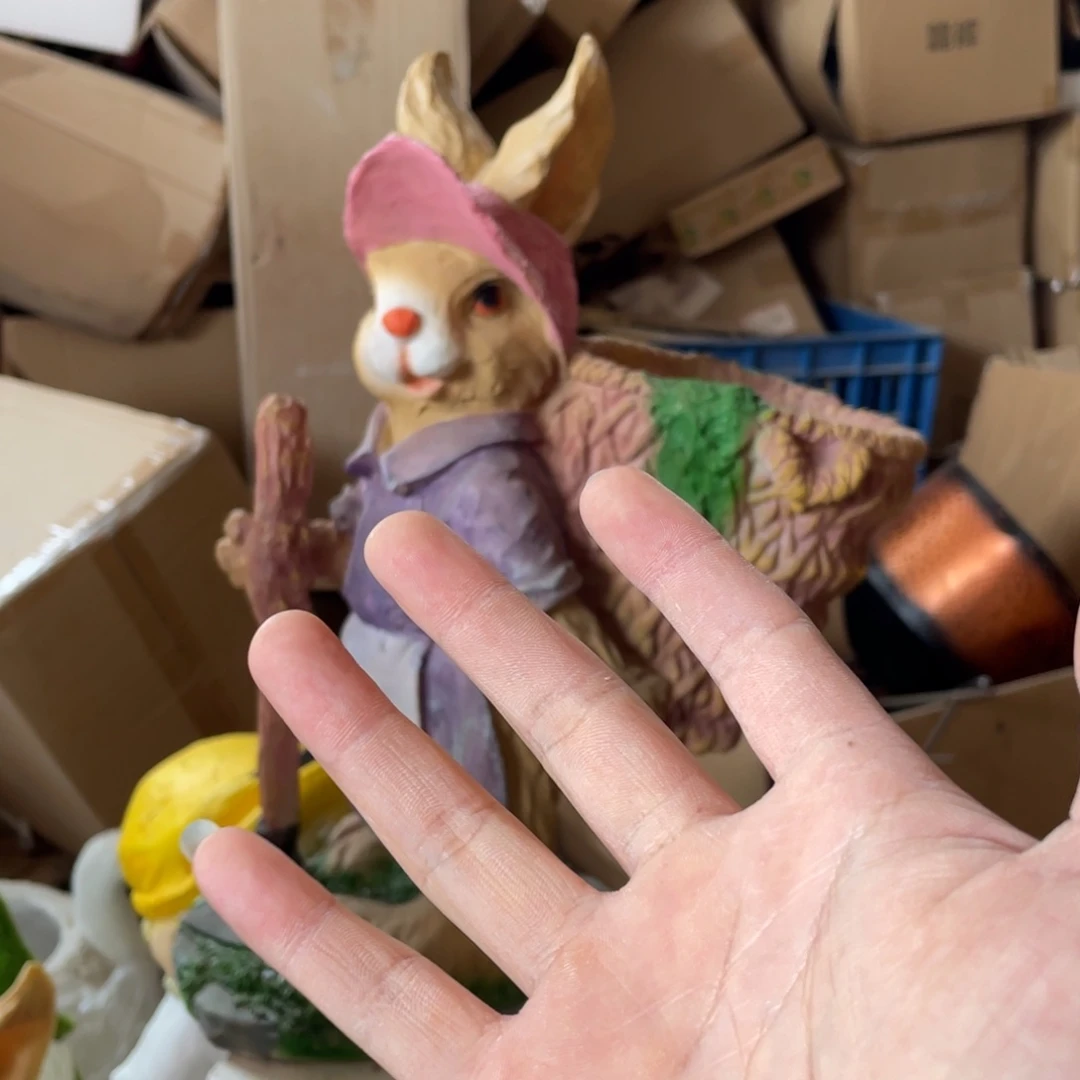 【闪购商品】树脂新款背篓兔盆