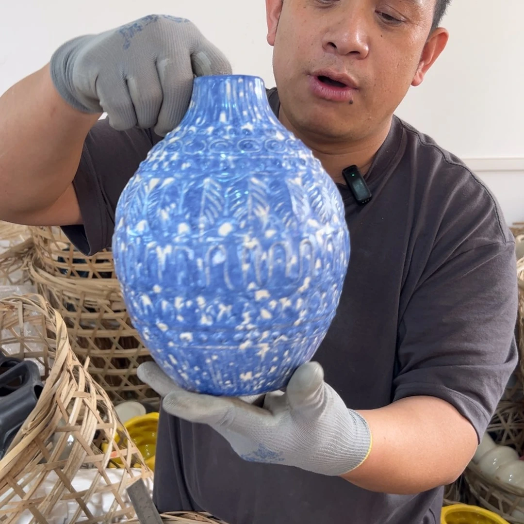 摆件86 号高中低温工艺瓶（部分微瑕）