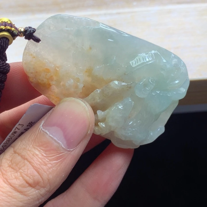 翡翠未镶嵌颈饰吊坠
