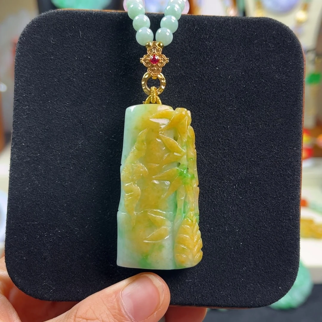 翡翠未镶嵌颈饰天然翡翠