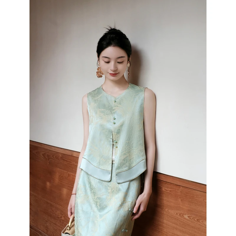 盛唐婧| 新中式真丝双色冠乐皱对襟马甲-绿色新款新中式国风马甲