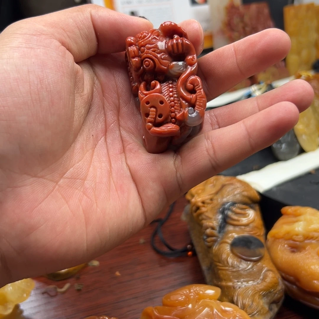 石英质玉（黄龙玉）未镶嵌多样性发货，发其一