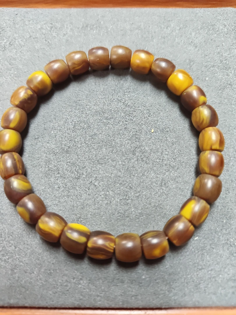 373号-7.7mm老蜡色直切手串