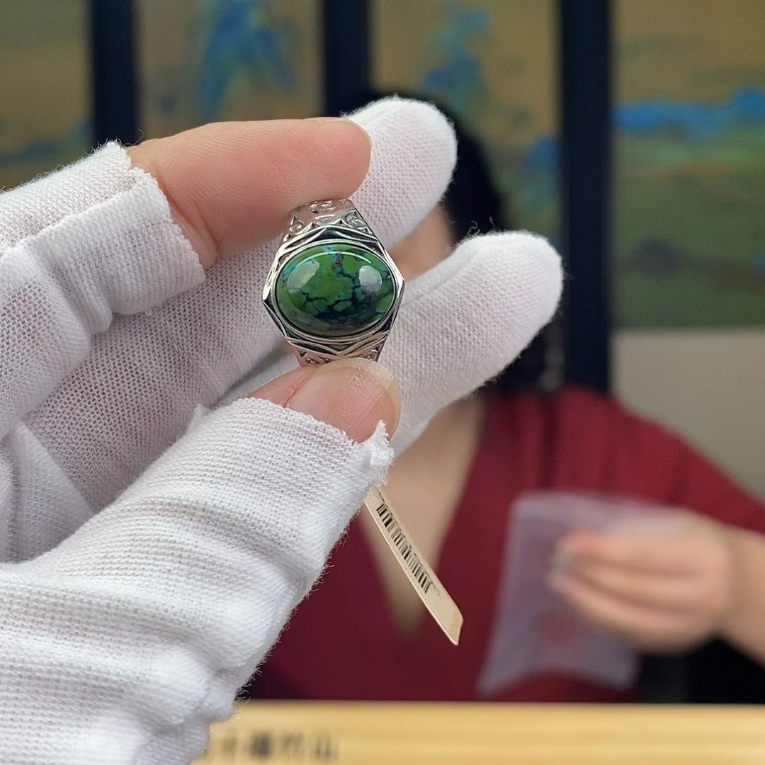 未镶嵌绿松石珠宝奇石