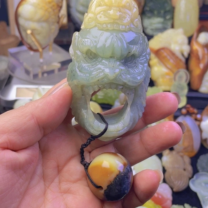 未镶嵌蛇纹石玉手把件