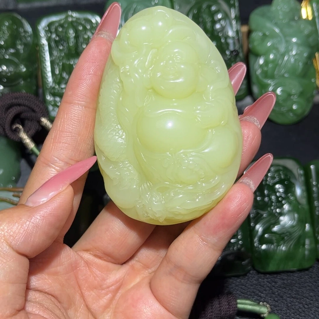 和田玉未镶嵌挂件赢*