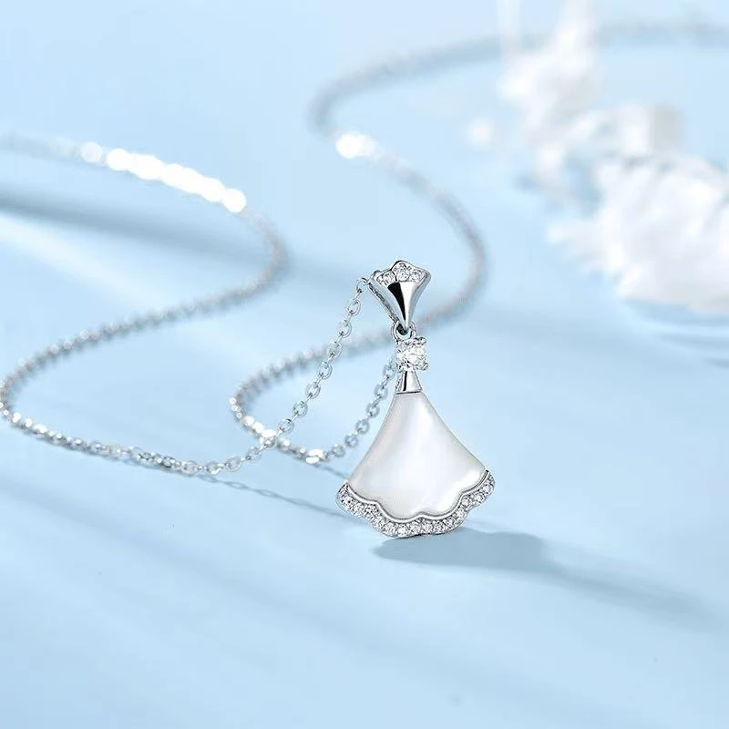 坠链均925银 灵动舞裙轻奢时尚项链锁骨链母贝套链520送女友礼物