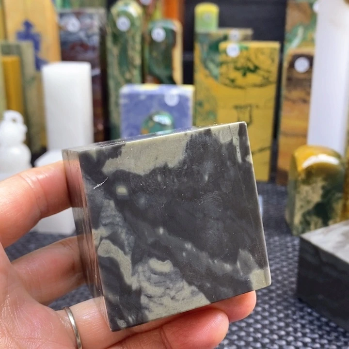 青田石曹*明青田石印章石