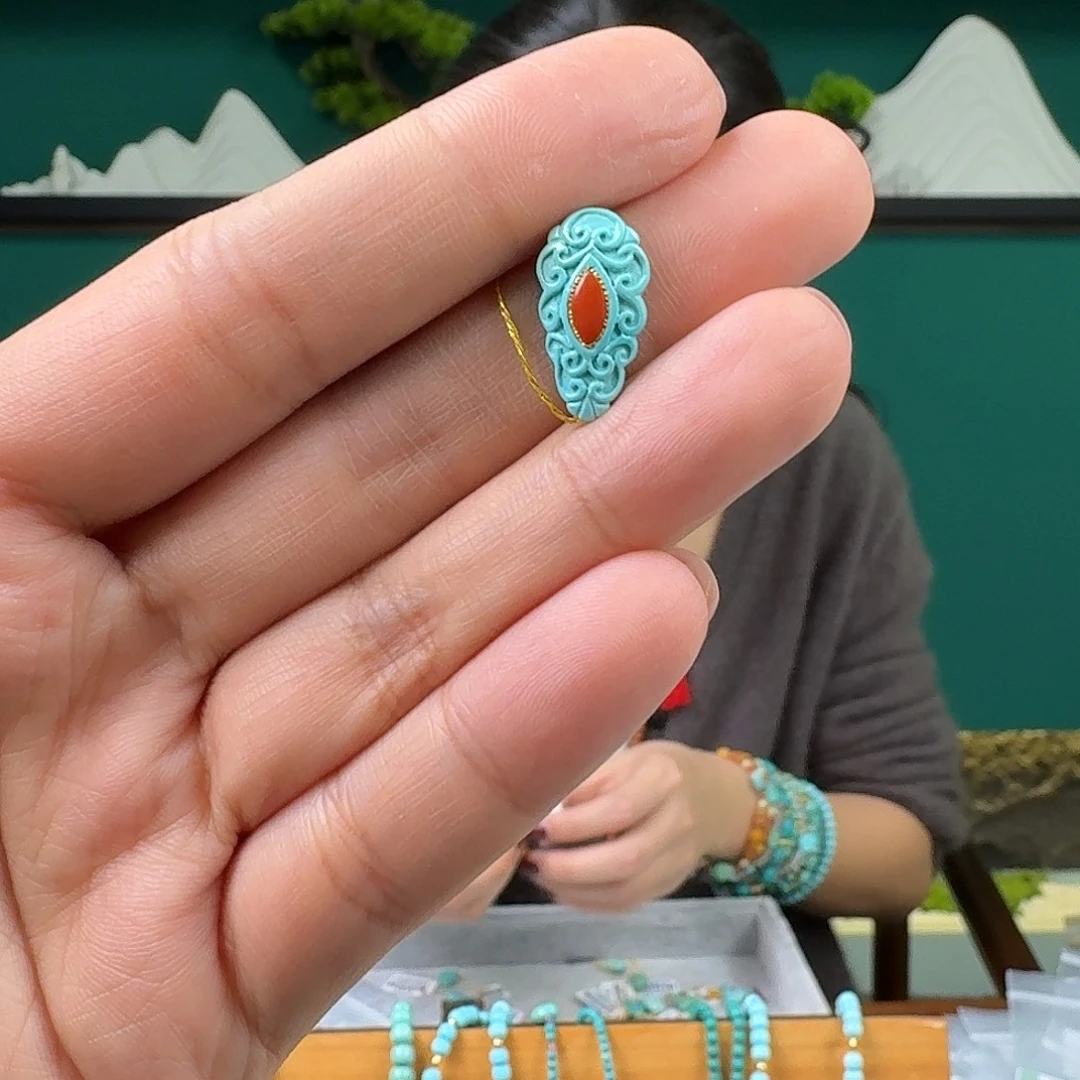 绿松石未镶嵌珠宝奇石