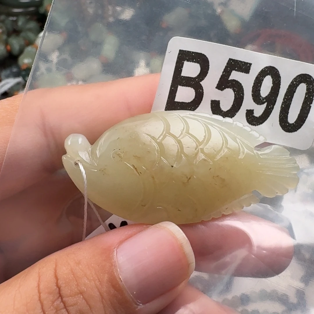 和田玉未镶嵌珠宝奇石