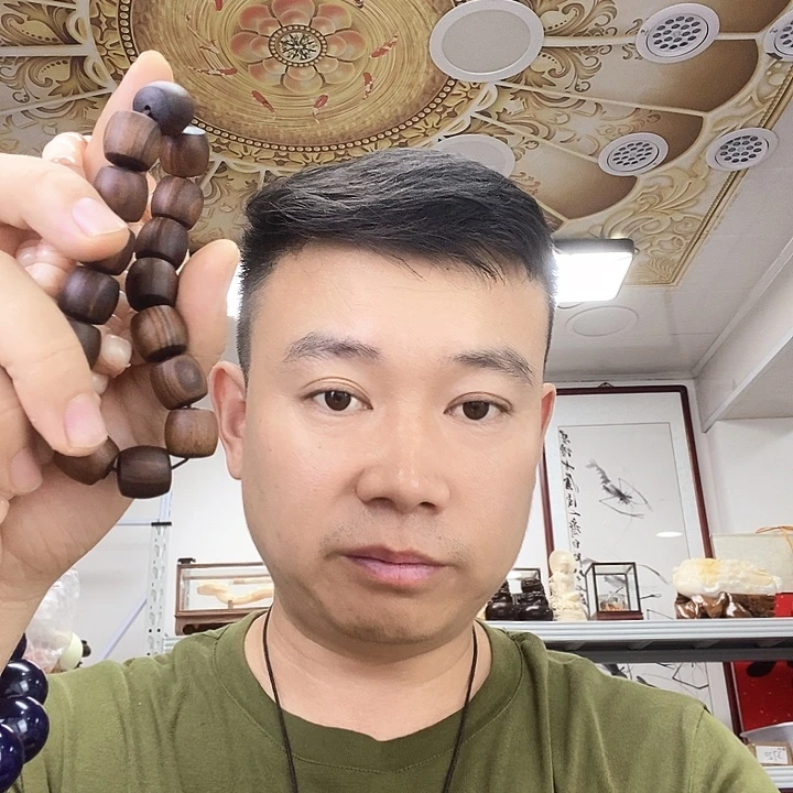 大叶紫檀（黑酸枝木类）4904