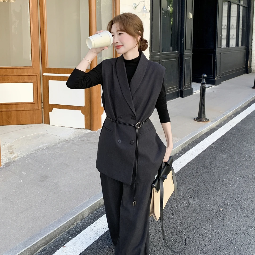 法式高级感御姐风套装女2025春秋新款V领马甲打底衫阔腿裤三件套