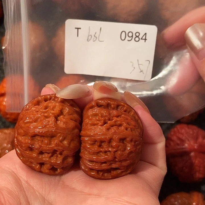 吊坠文玩核桃白狮子35