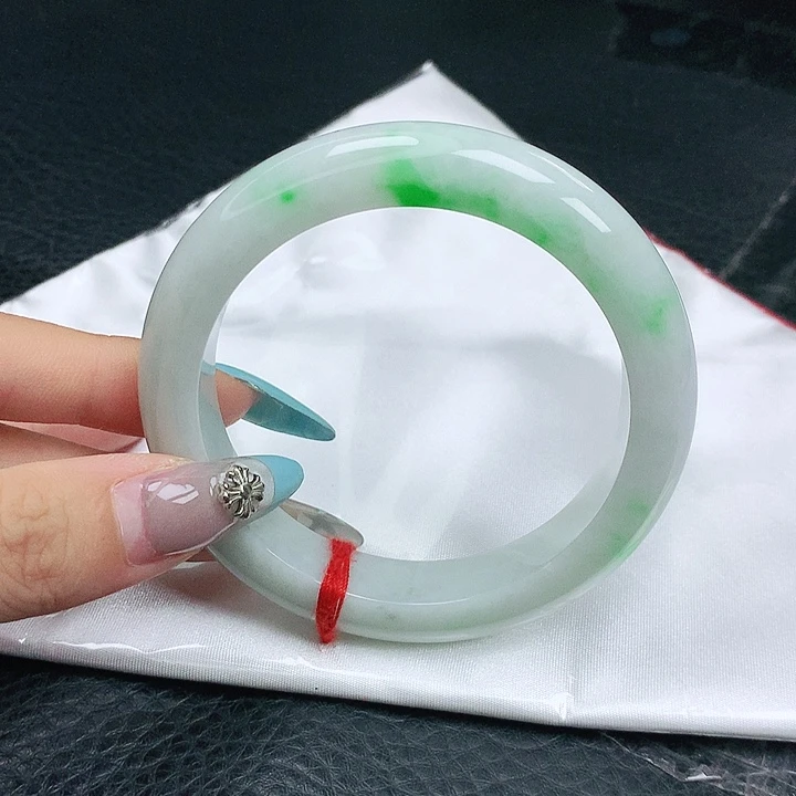 翡翠手镯未镶嵌翡翠57.3白底青飘阳绿正圈