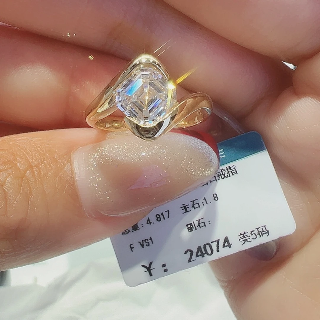 实验室培育钻石18K金镶嵌1.8ct10-11