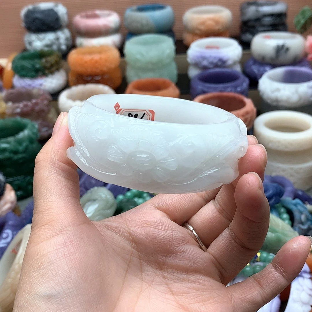 毛衣链未镶嵌石英质玉