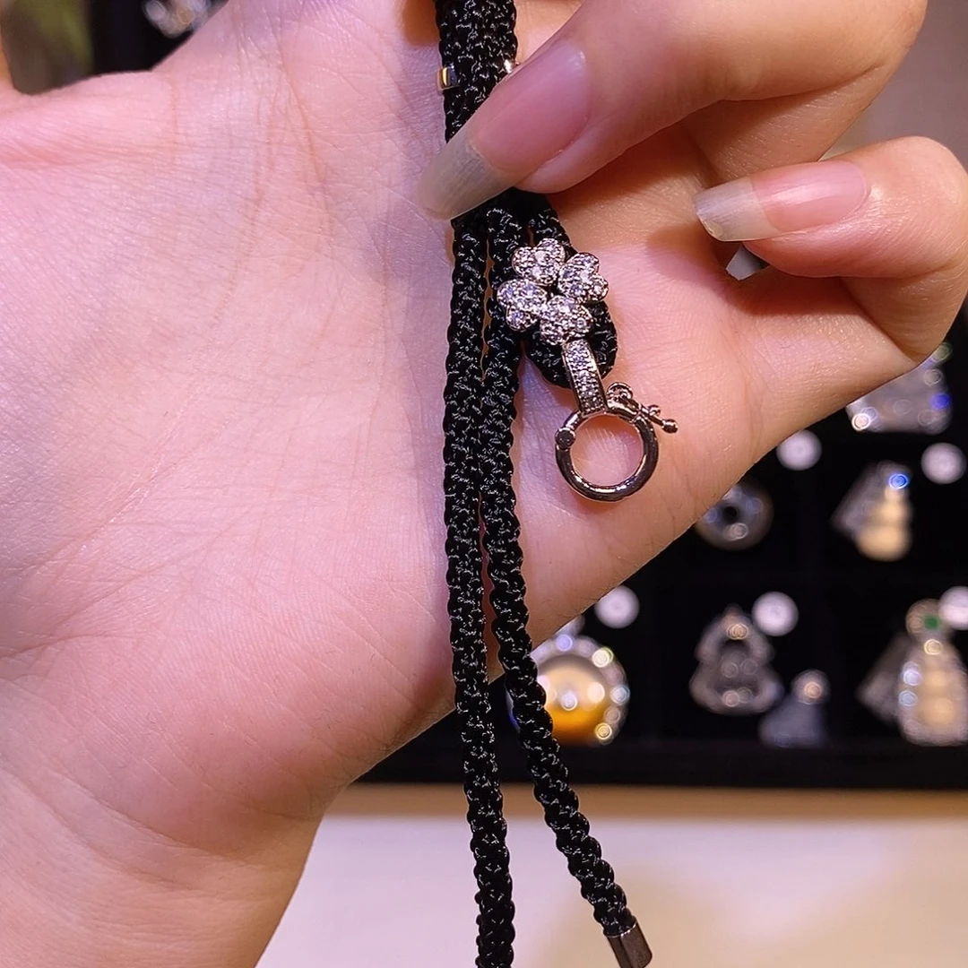 玛瑙/玉髓颈饰合金