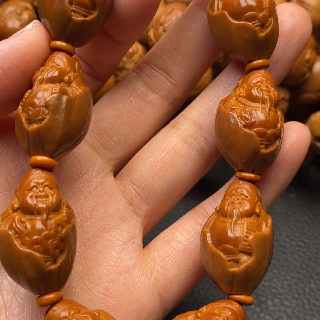 橄榄核手串包衣财神