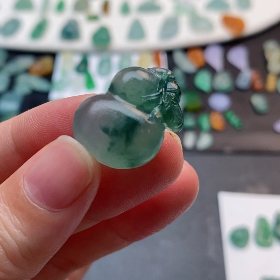 定制翡翠未镶嵌葫芦