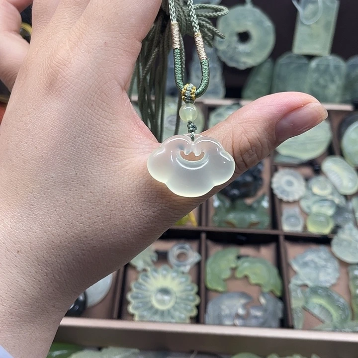 合金蛇纹石玉吊坠(赠链)