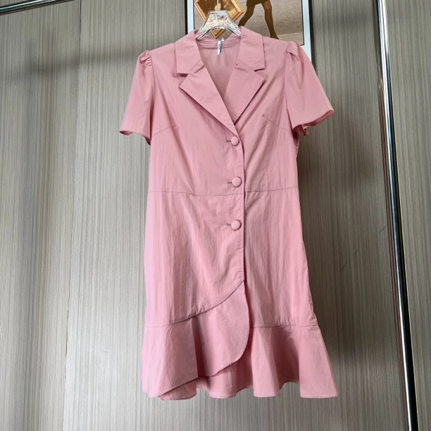 122品牌撤柜女装曼家时尚设计款气质夏季女款连衣裙