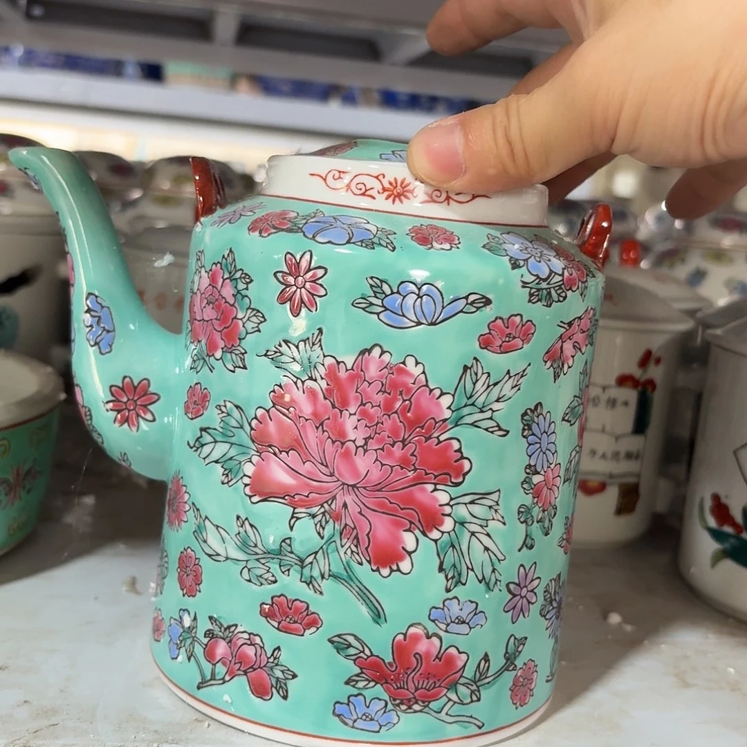 景德镇现代陶瓷用品