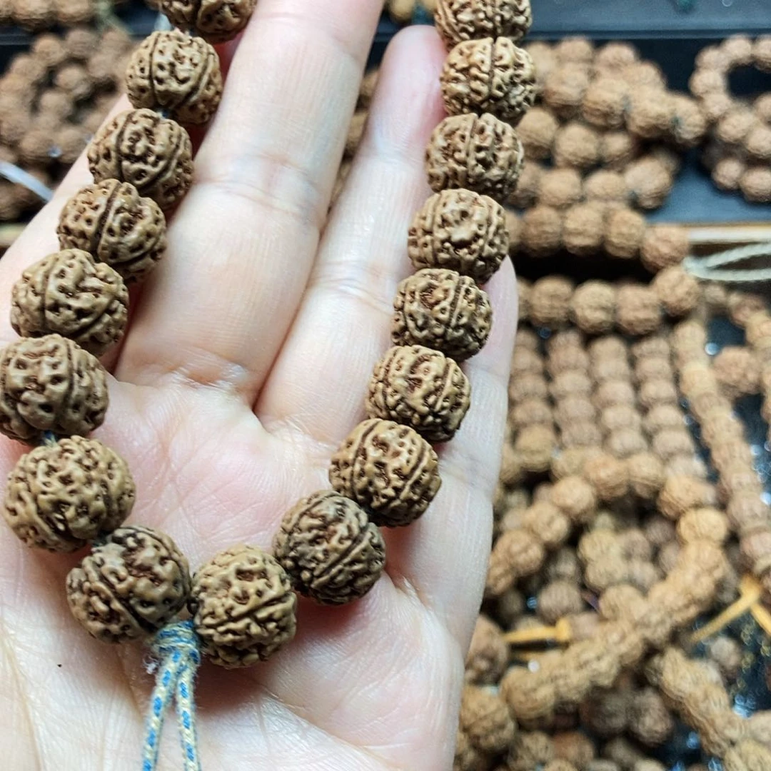 金刚菩提吊坠骑****?精挑凹底梅花单圈