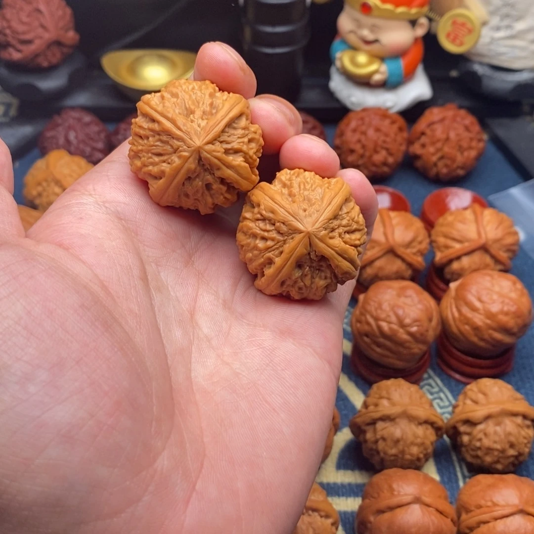 文玩核桃把件精品小手捻