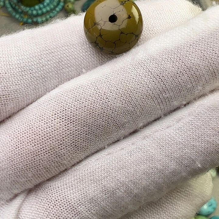 南红玛瑙未镶嵌珠宝奇石