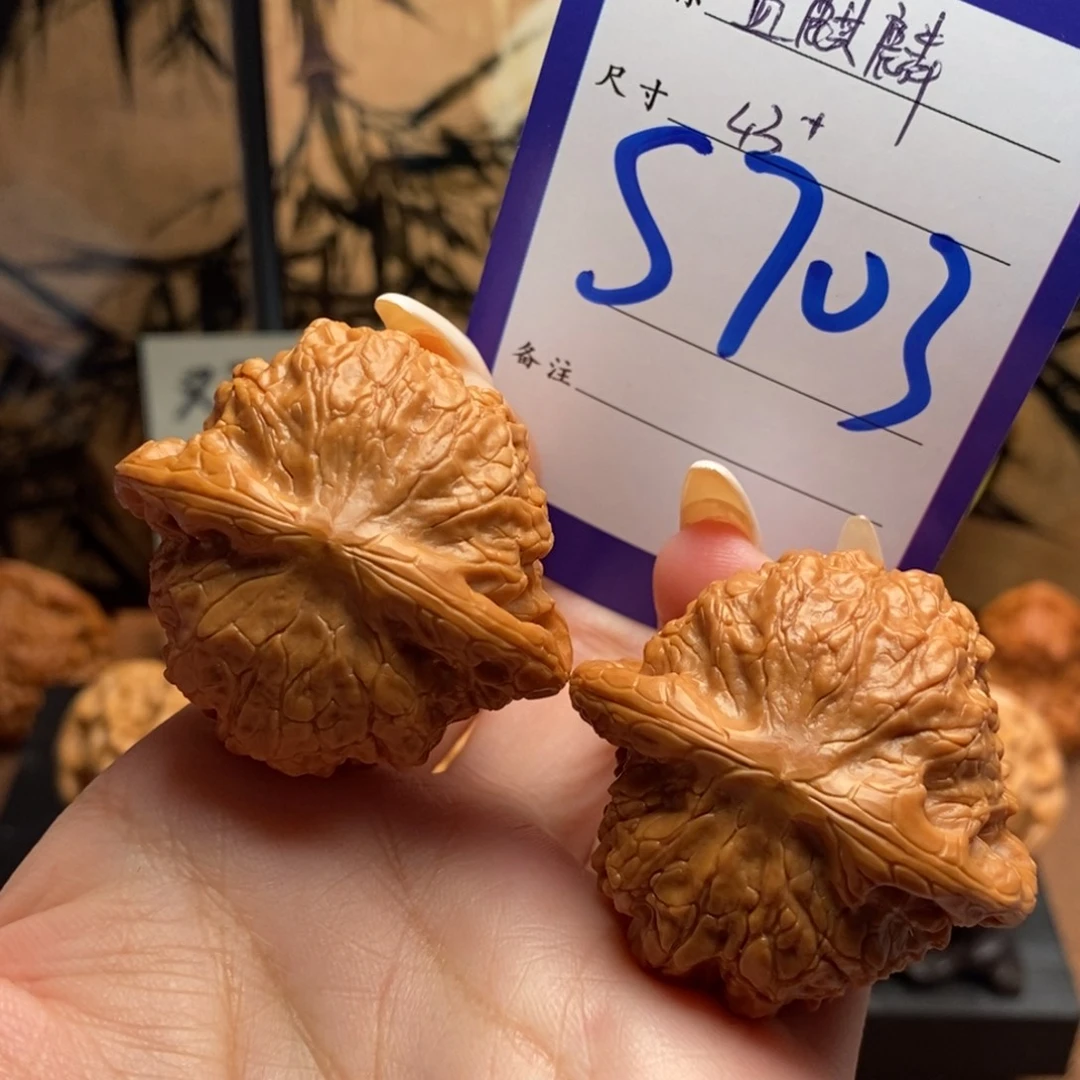 把件文玩核桃血麒麟43