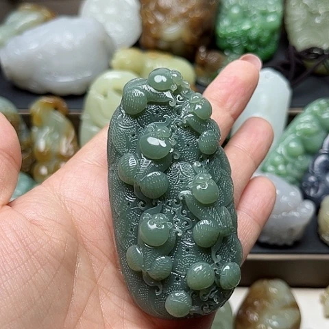 和田玉未镶嵌颈饰甜*蜜